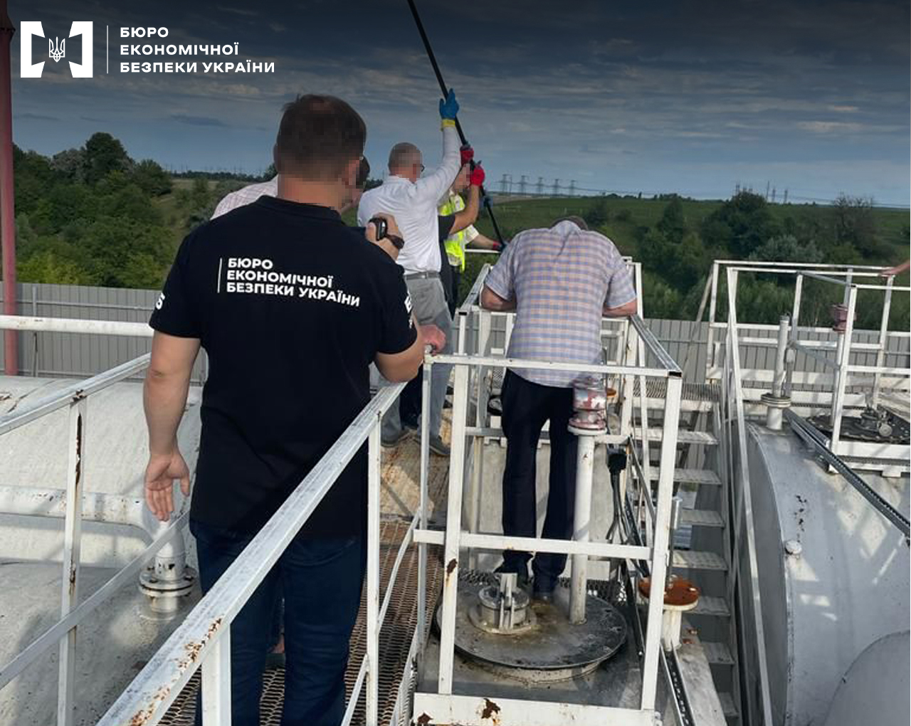 АЗС в Киевской области продавала поддельный бензин. Как отличить фальсификат от "оригинала"